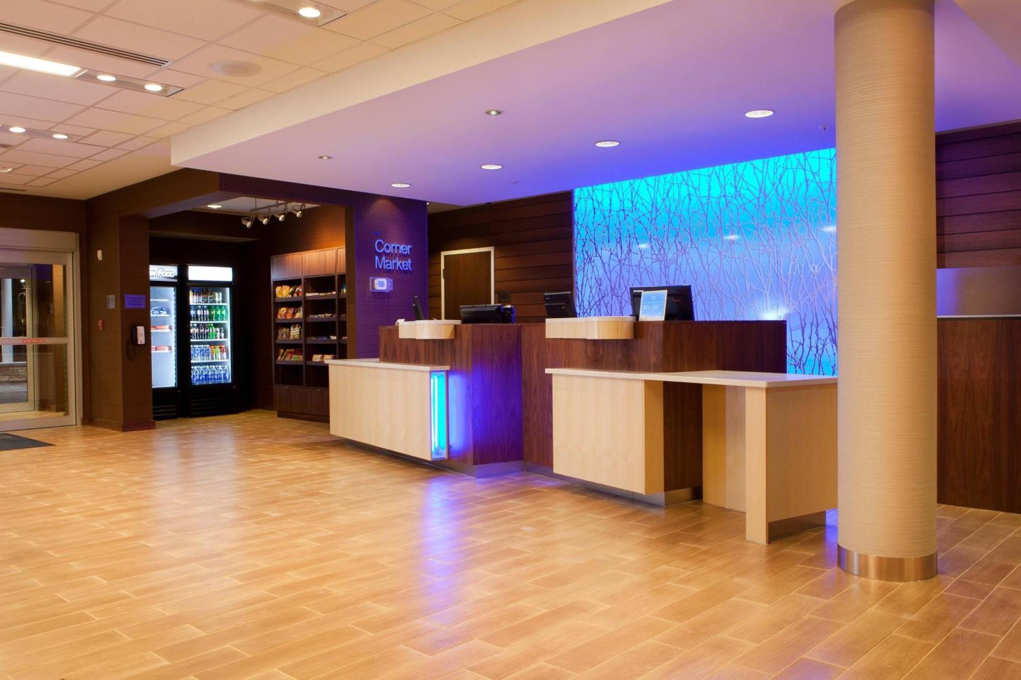 Fairfield Inn & Suites By Marriott Lethbridge Ngoại thất bức ảnh