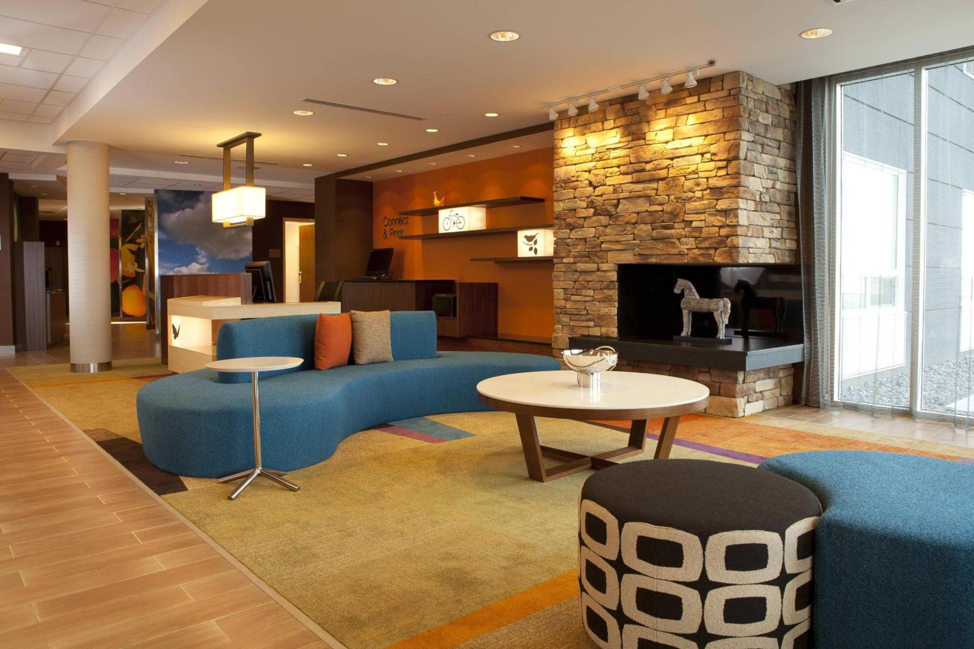 Fairfield Inn & Suites By Marriott Lethbridge Ngoại thất bức ảnh