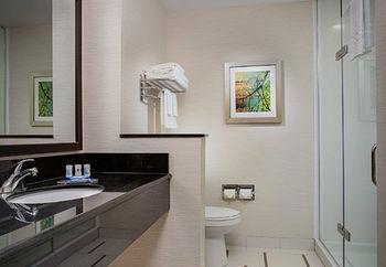 Fairfield Inn & Suites By Marriott Lethbridge Ngoại thất bức ảnh